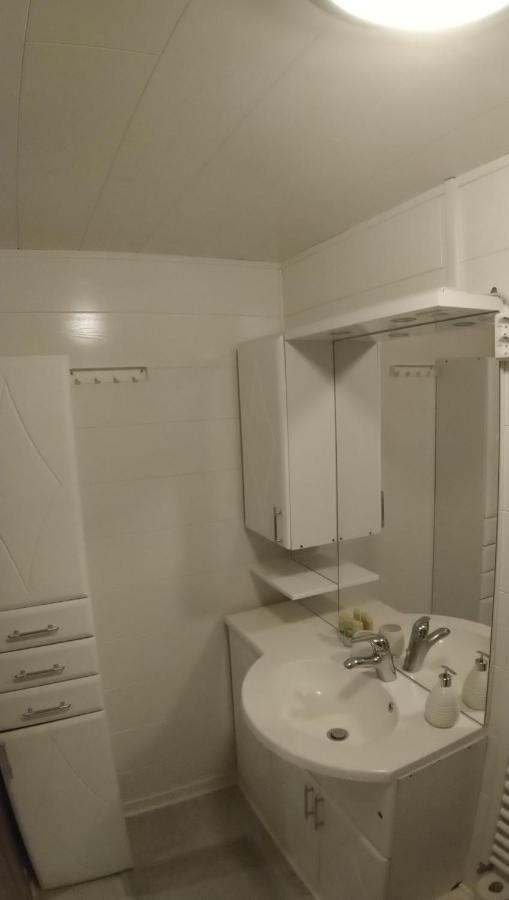 Gemuetliches Haus Mit Sauna Im Voralpenland Peißenberg エクステリア 写真